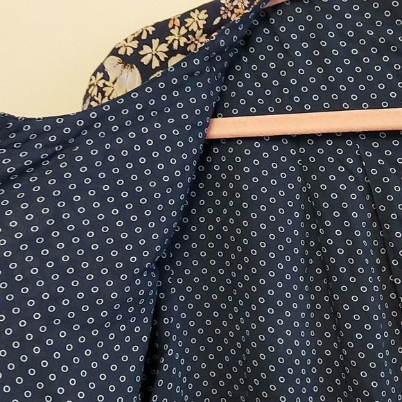 Beautiful reversible floral jacket sz. L - Picture 4 of 7